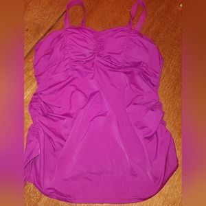 Women's size 20 pink swim top